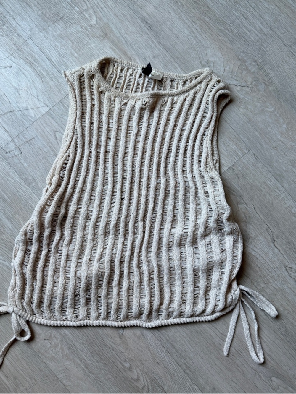 H&M Cream Open-Knit Sleeveless Tank Top